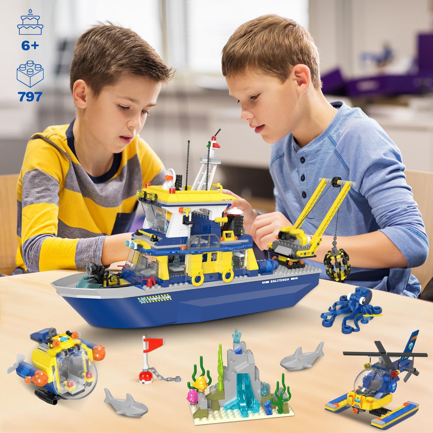 City Ocean Explorer Ship Building Kit, with Helicopter, Submarine, Coral Reef Setting, Shark and Octopus, Creative Ocean Toy Gift for Kids Boys Girls Ages 6+ (797 Pieces)