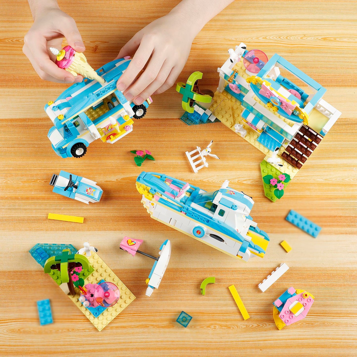 Beach House Building Block Set - 3 IN 1 Friends Vacation Tour Toy Kit Includes Beachside Villa, Ice Cream Truck, Yacht - Ideal Roleplay and Imaginative Gift for Kids, Girls Aged 6+ (948 Pieces)